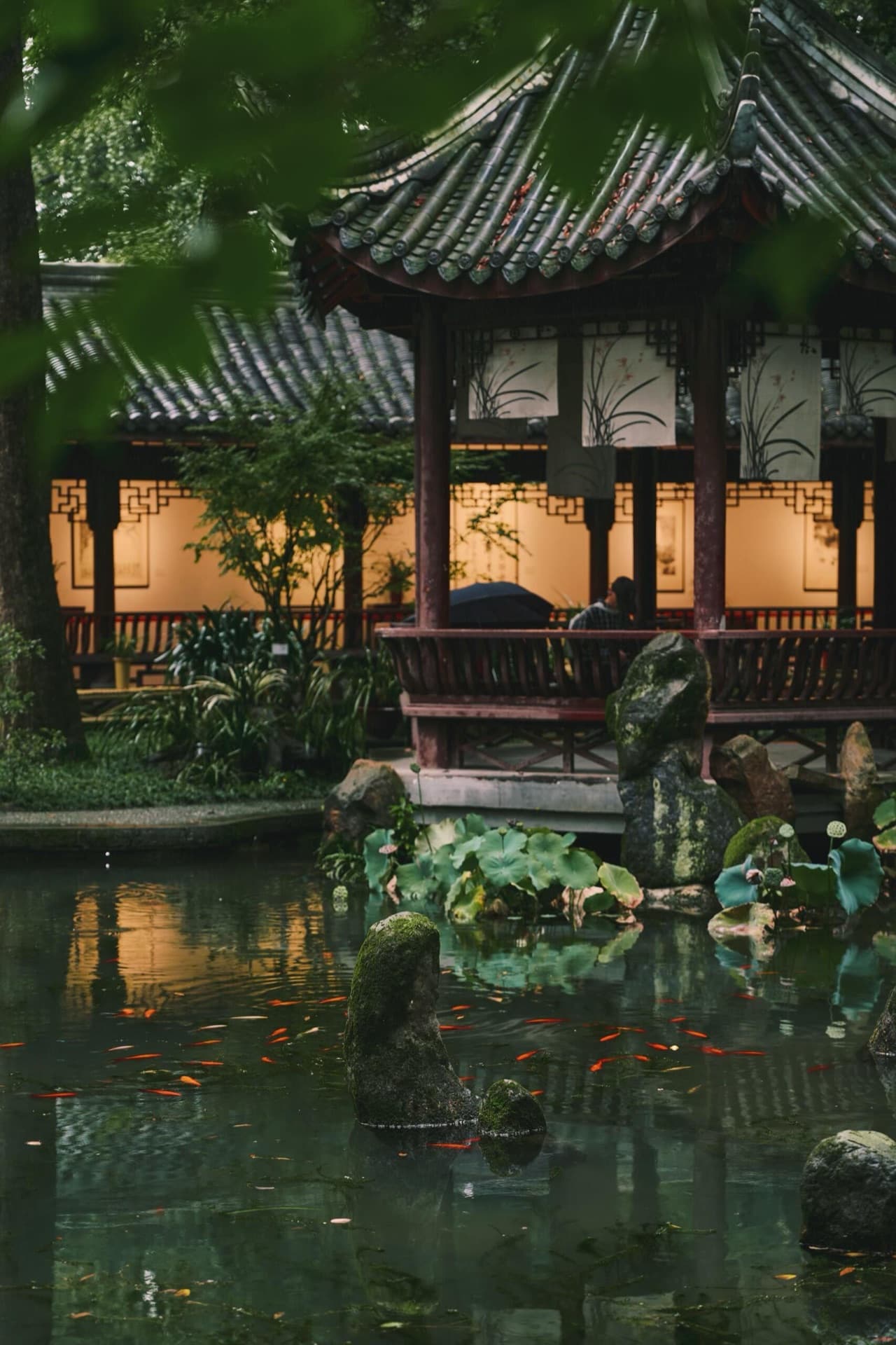 Du Fu Thatched Cottage gardens — poetic tranquility