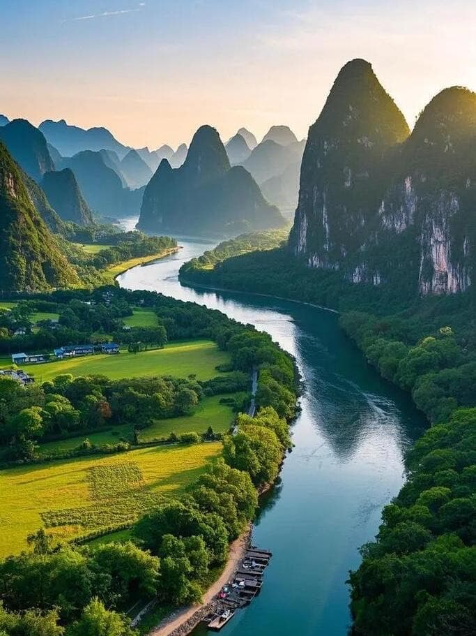 Li River bamboo raft — China's most painted landscape