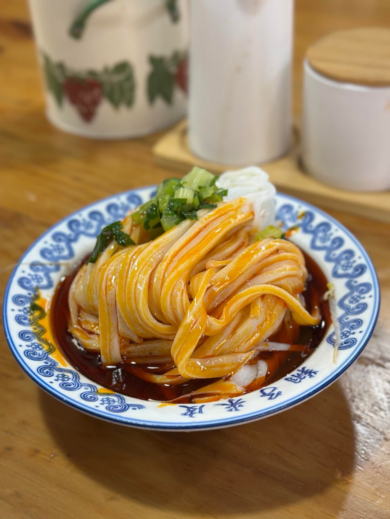 Xiangzi liangpi cold noodles